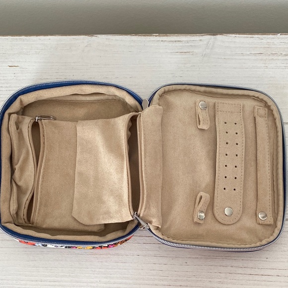 Brighton Floral Cosmetic/jewelry Bag - Picture 3 of 3